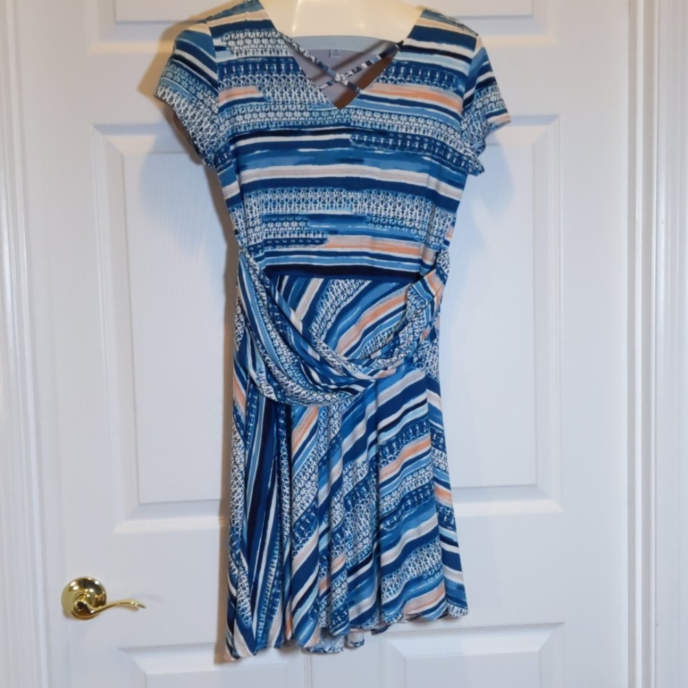 Est. 1946 Blue And Peach Colored Dress, Size M - Picture 1 of 7